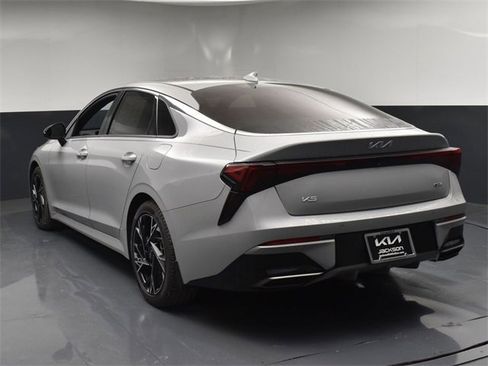 Certified 2025 Kia K5 GT-Line image 6