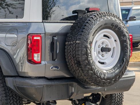 New 2025 Ford Bronco Heritage Edition image 6