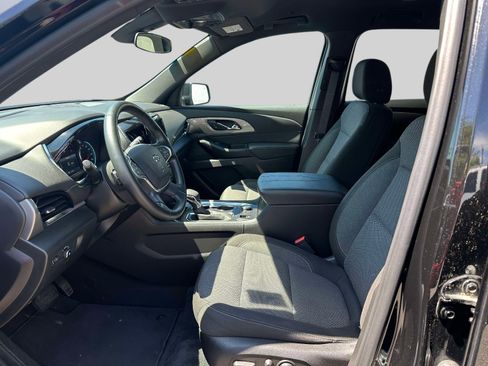 Used 2023 Chevrolet Traverse LT w/ Midnight/Sport Edition AWD/4WD image 17