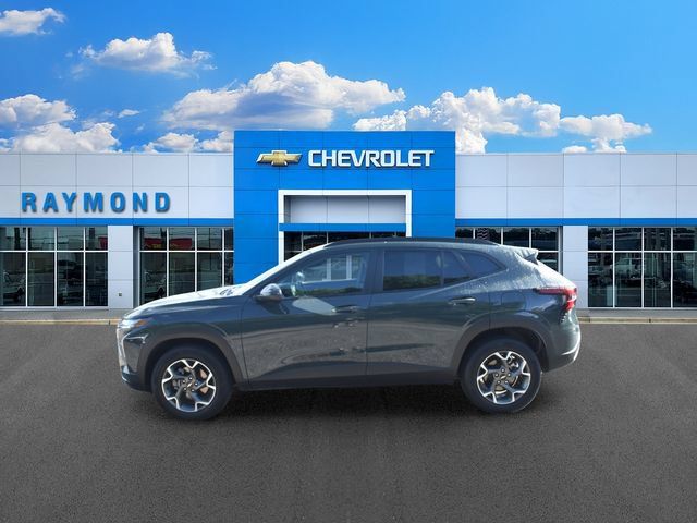 Used 2025 Chevrolet Trax LT w/ LT Convenience Package FWD image 6
