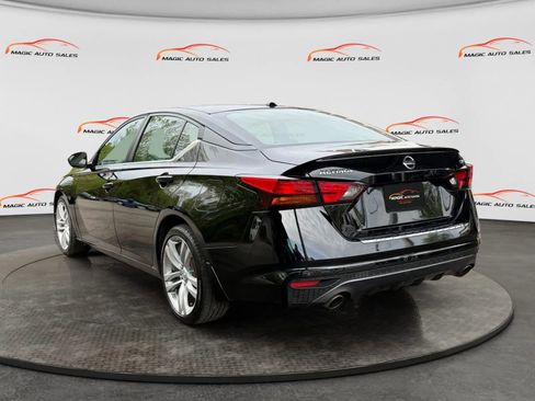Used 2020 Nissan Altima 2.5 SR FWD image 8