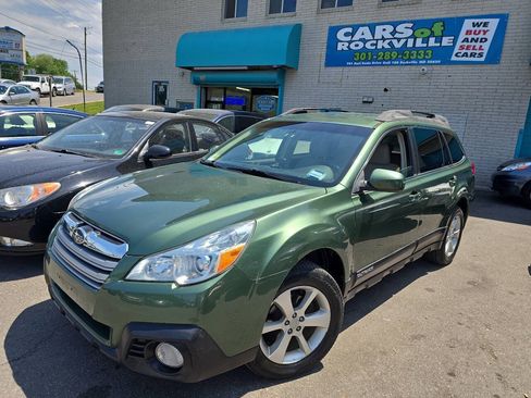 Used 2013 Subaru Outback 2.5i Premium w/ All-Weather Pkg AWD/4WD image 3