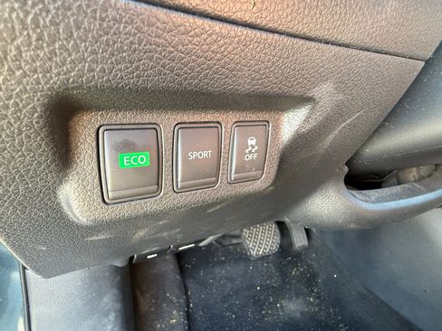 Used 2015 Nissan Sentra SV w/ Cold Weather Package image 10