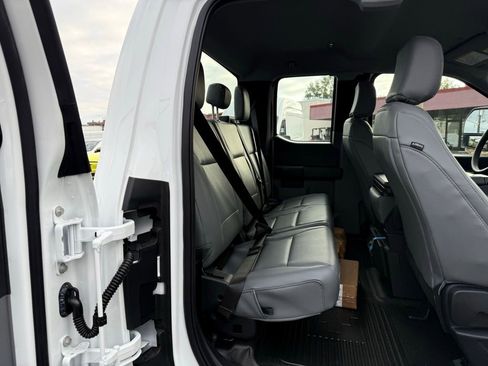 New 2025 Ford F450 XL image 16