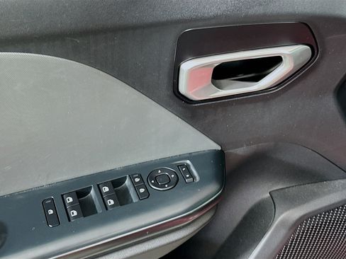 Used 2025 Kia K4 FWD image 15