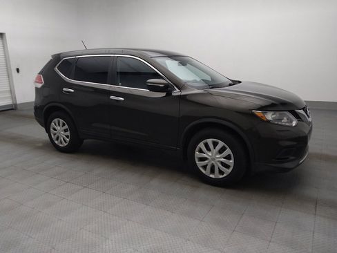 Used 2015 Nissan Rogue S FWD image 11