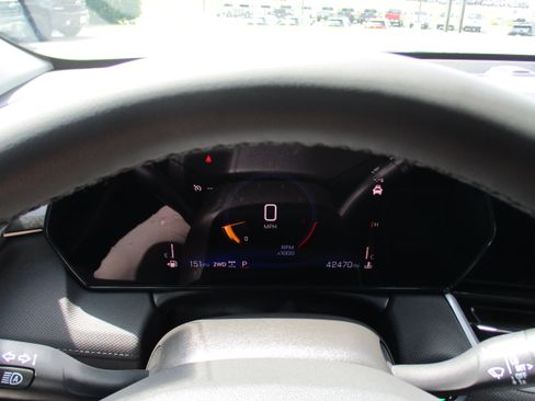 Used 2024 Chevrolet TrailBlazer LT w/ Convenience Package AWD/4WD image 18