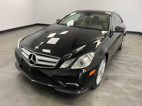 Used 2011 Mercedes-Benz E 550 Coupe w/ Premium 2 Pkg image 2