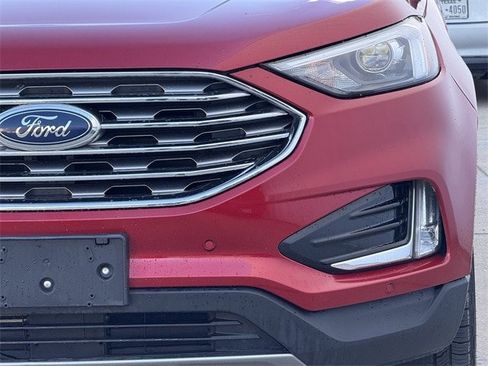 Used 2024 Ford Edge Titanium image 9