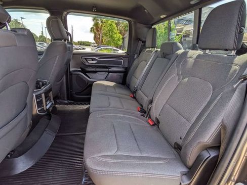 Used 2019 RAM 1500 Big Horn AWD/4WD image 14