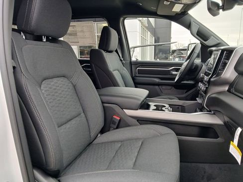 New 2026 RAM 1500 4x4 Crew Cab image 14
