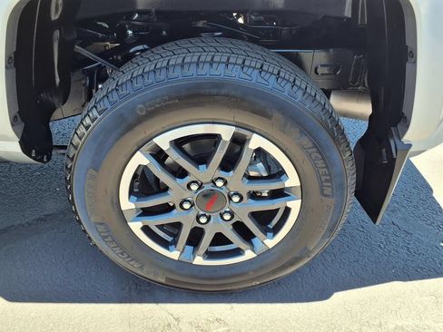 Used 2024 Toyota Tacoma TRD Sport w/ TRD Sport Upgrade Package RWD image 14