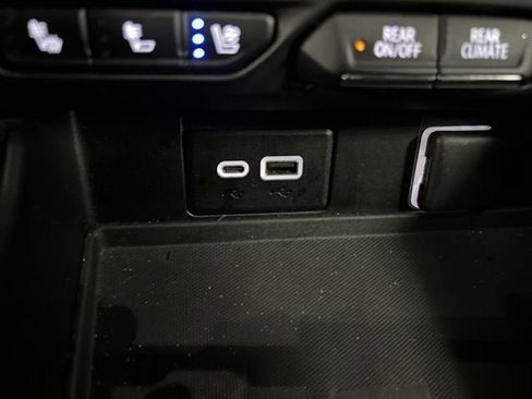 Certified 2023 GMC Yukon SLT image 34