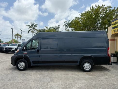 Used 2020 RAM ProMaster 3500 FWD image 2