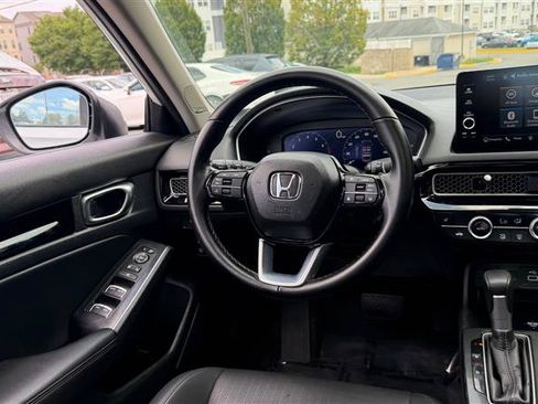 Used 2024 Honda Civic Touring image 23