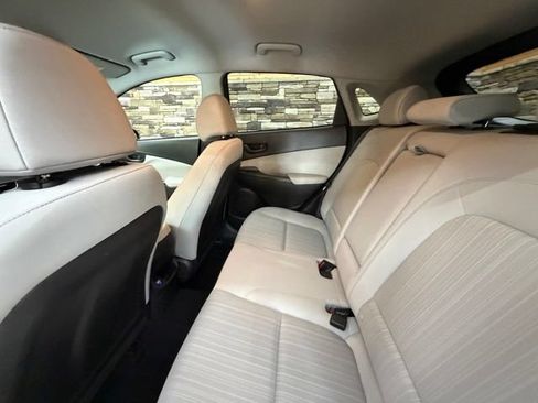 Certified 2023 Hyundai Kona SEL AWD/4WD image 30