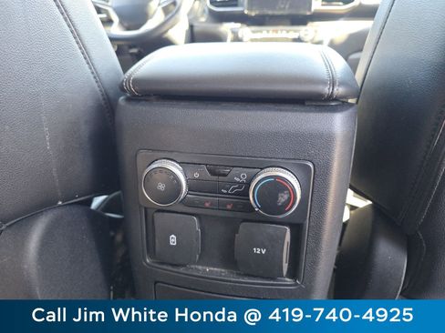 Used 2022 Ford Explorer Limited image 24