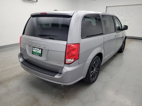 Used 2018 Dodge Grand Caravan GT FWD image 9