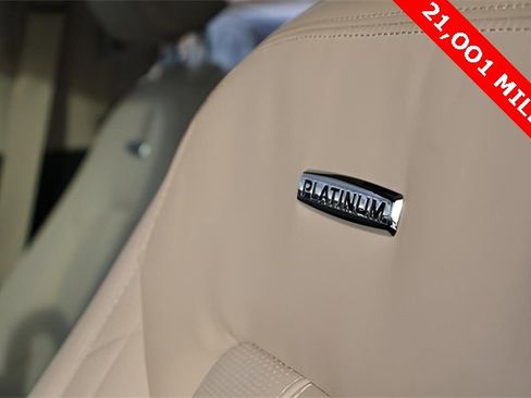 Used 2023 Ford Expedition Platinum image 13