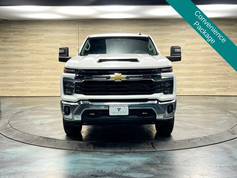 Used 2025 Chevrolet Silverado 2500 LT AWD/4WD image 5