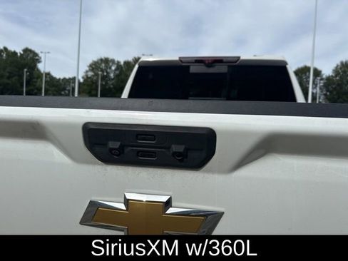 Used 2022 Chevrolet Silverado 1500 LTZ w/ LTZ Premium Package image 19