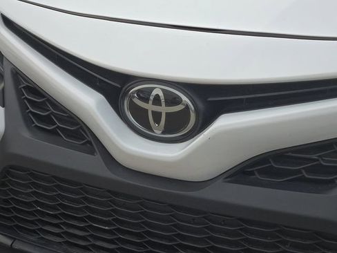 Used 2022 Toyota Camry SE image 7