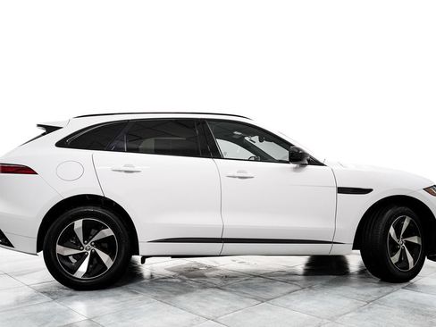 Used 2025 Jaguar F-PACE R-Dynamic S AWD/4WD image 7