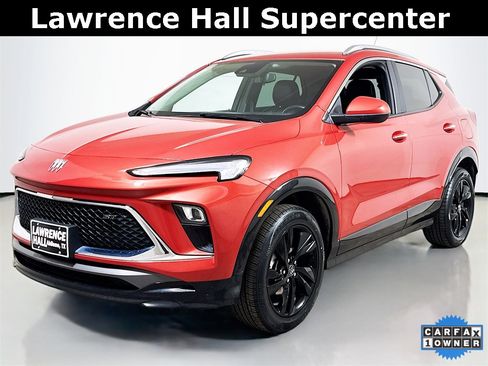 Used 2024 Buick Encore GX Sport Touring image 1