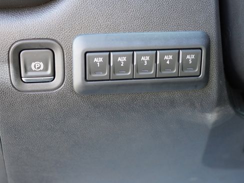 New 2025 GMC Sierra 3500 Pro w/ Convenience Package image 24