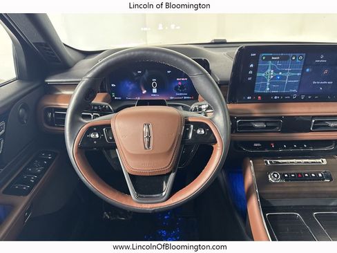 Certified 2025 Lincoln Aviator Reserve w/ Illumination Package image 31