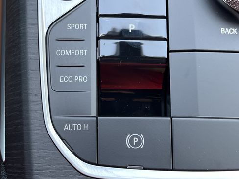 New 2026 BMW 430i Coupe w/ M Sport Package image 9