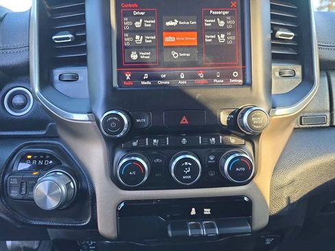 Used 2019 RAM 1500 Laramie AWD/4WD image 18