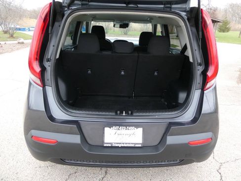 Used 2021 Kia Soul S FWD image 22