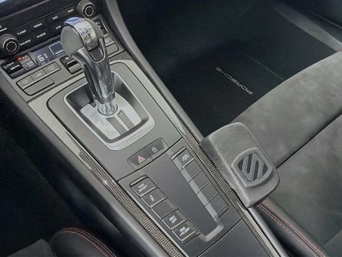 Used 2019 Porsche 911 GT3 RWD image 27