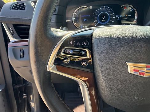 Used 2016 Cadillac Escalade Premium image 21
