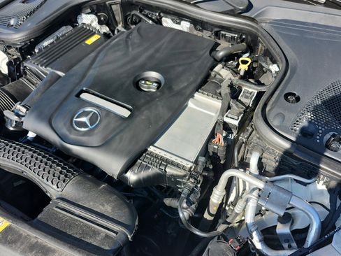 Used 2018 Mercedes-Benz E 300 E 300 image 37