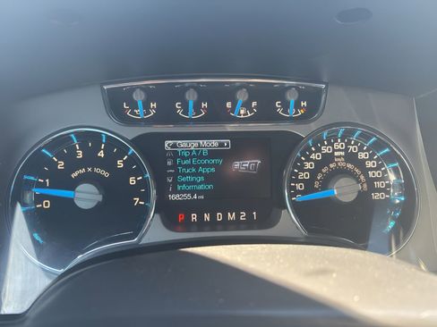 Used 2014 Ford F150 Platinum image 22