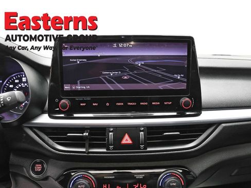 Used 2022 Kia Forte GT-Line w/ GT-Line Premium Package image 12