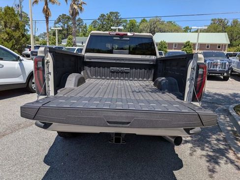 New 2026 GMC Sierra 2500 AT4 w/ AT4 Premium Plus Package AWD/4WD image 12