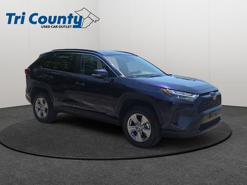 Certified 2025 Toyota RAV4 XLE AWD/4WD image 1