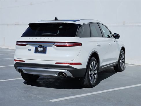 Certified 2021 Lincoln Corsair Reserve w/ Equipment Group 201A image 7