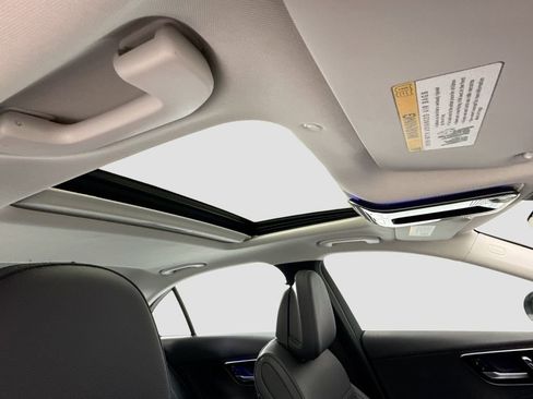 Certified 2025 Mercedes-Benz C 300 Sedan image 16