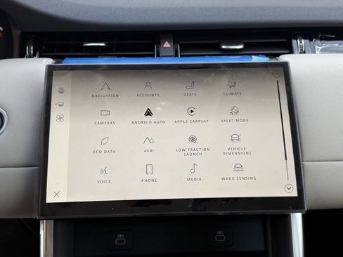 New 2025 Land Rover Discovery Sport S image 23