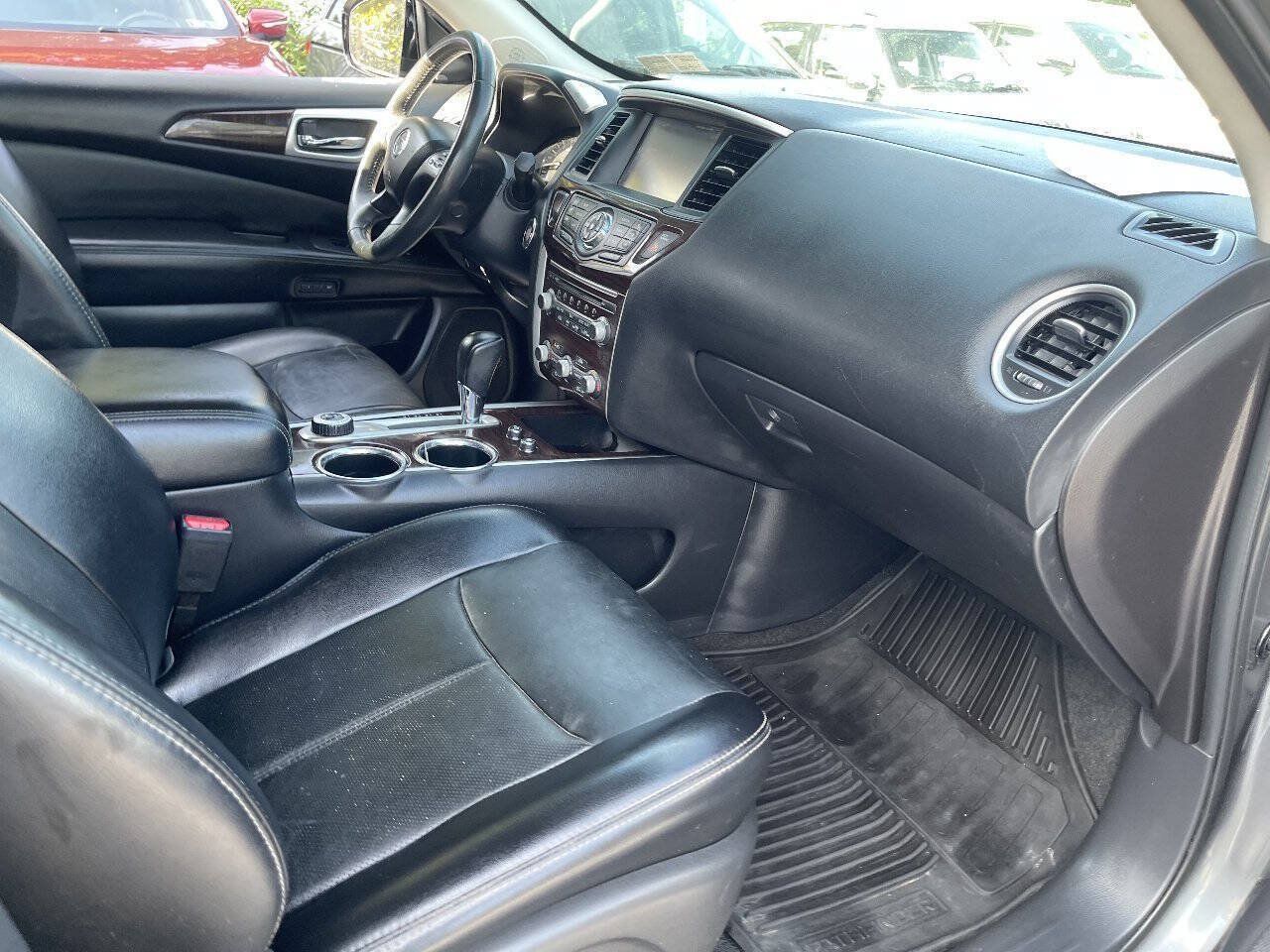 Used 2015 Nissan Pathfinder 4WD image 26