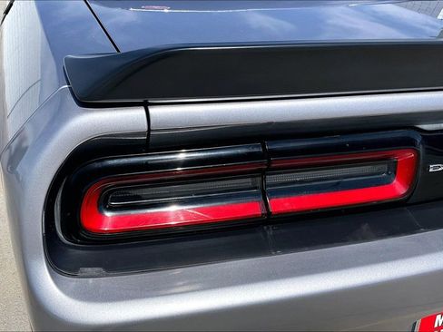 Certified 2016 Dodge Challenger SXT image 34