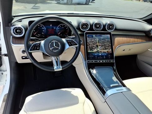 Used 2025 Mercedes-Benz C 300 Sedan image 11