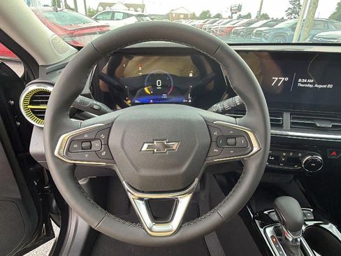 New 2026 Chevrolet Trax ACTIV w/ Sunroof Package FWD image 23