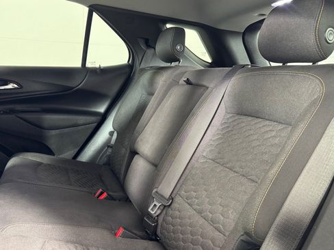 Used 2020 Chevrolet Equinox LT AWD/4WD image 17