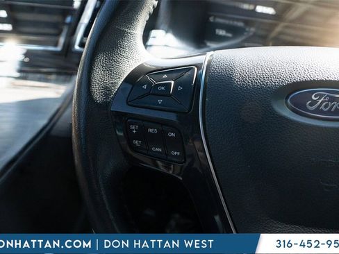Used 2017 Ford Explorer Limited image 9