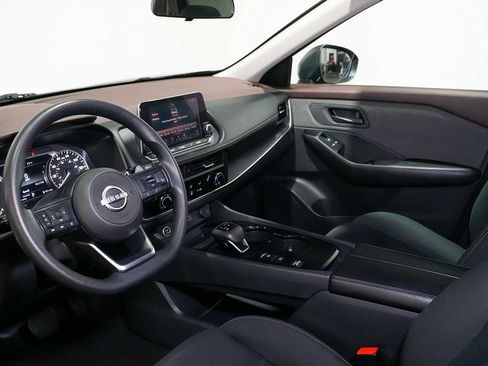 Used 2023 Nissan Rogue S FWD image 16